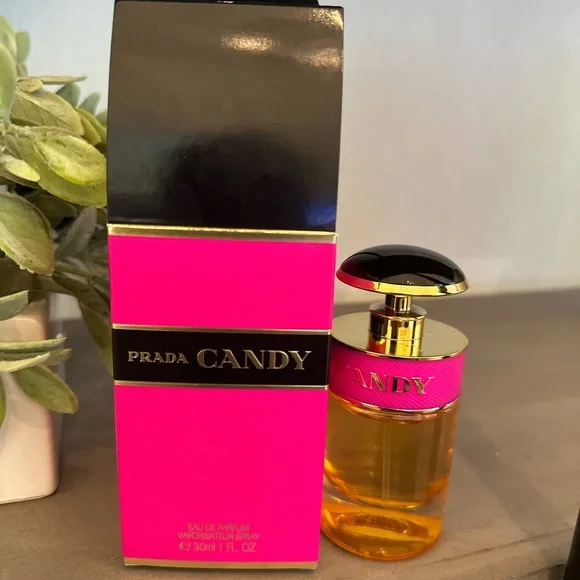 Prada Pink and Gold Body Wash - Picture 5 of 5